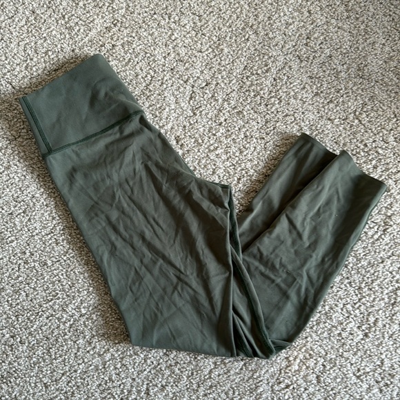 All in Motion Leggings - Picture 1 of 7